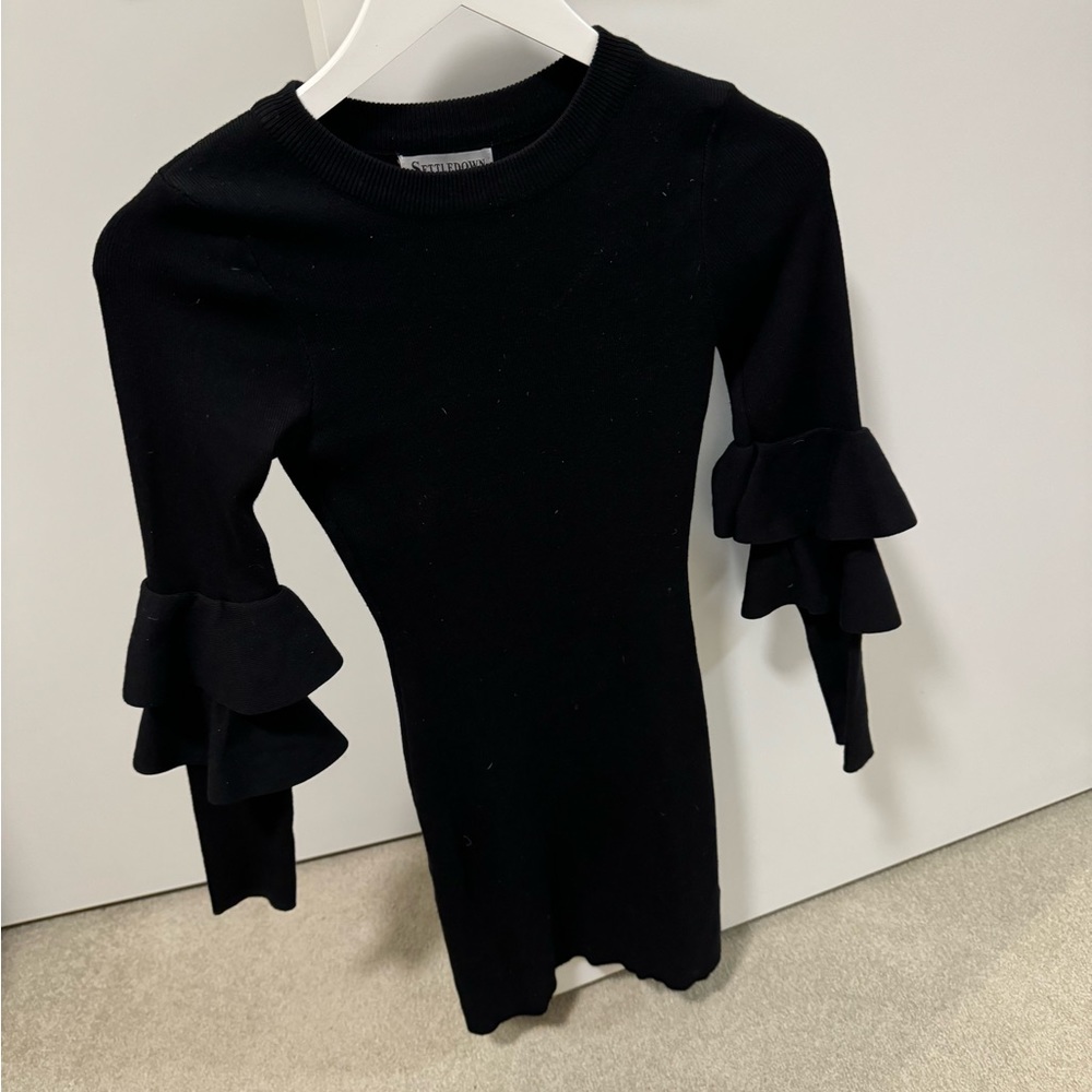 Black Sleeved Dress - S